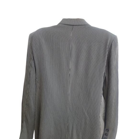 Women's Pinstripe Blazer Size 10 Black White Classic Professional Plus Chic - Picture 3 of 7